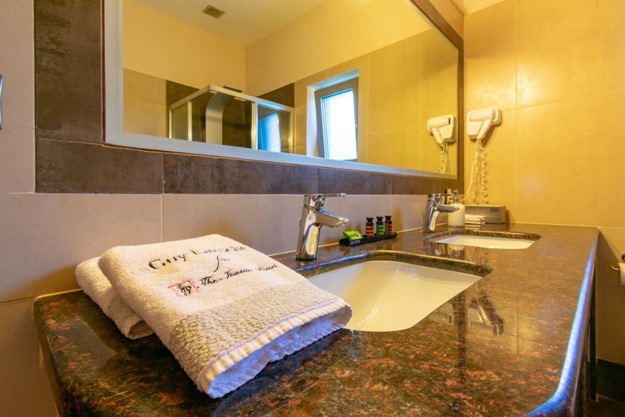 Ionian Pearl Luxury Spa Villa Mesongí Exterior foto